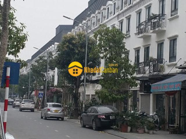 Bán nhà liền kề kđt văn phú hà đông, vị trí trung tâm, kinh doanh đỉnh, 90m2, giá 13.2 tỷ