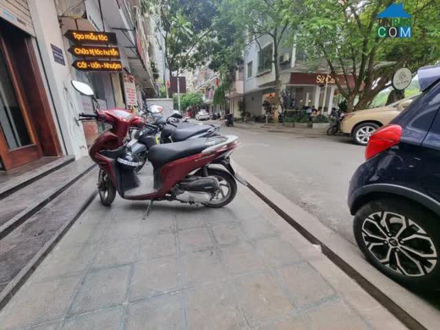 Bán nhà liền kề mặt phố Nguyễn Văn Lộc vừa ở vừa kinh doanh đỉnh, 68m2, nội thất xịn