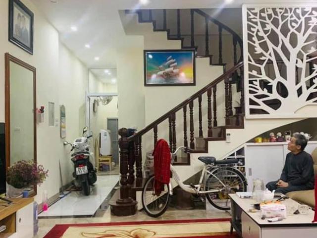 Bán nhà Linh Đàm, đường ô tô tránh, kinh doanh sầm uất, 50m2, 5T, giá hơn 7 tỷ