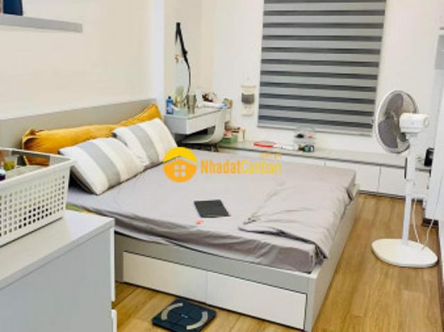 Bán nhà lô góc yên phúc. Văn quán. Ngõ to, 4 tầng x 40m. 4 tỷ