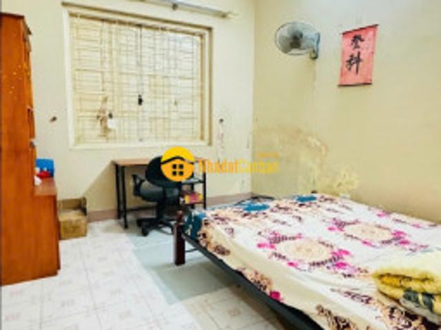 Bán nhà lô góc phân lô 2 mặt thoáng ô tô đỗ cửa sân chơi cạnh nhà kinh doanh đỉnh