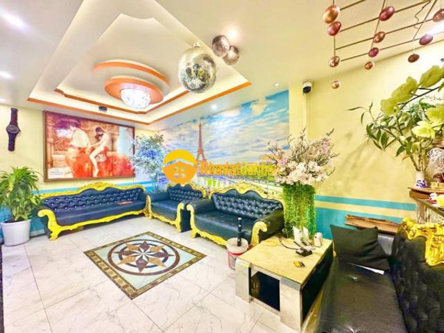 Bán nhà pyên duyên, 74m2, kinh doanh, ô tô đỗ, full nội thất, hai mặt ngõ thoáng view hồ. 16 tỷ