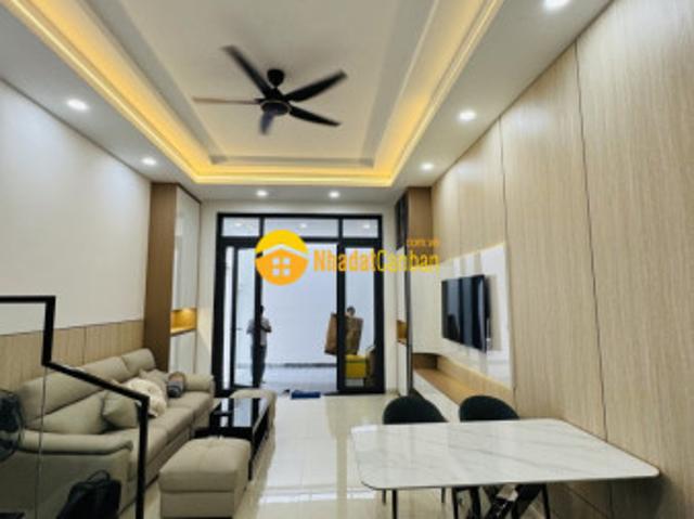 Bán nhà đẹp 2 tầng 3 phòng ngủ nội thất đẹp giá tốt cho anh chị dọn vào ở ngay