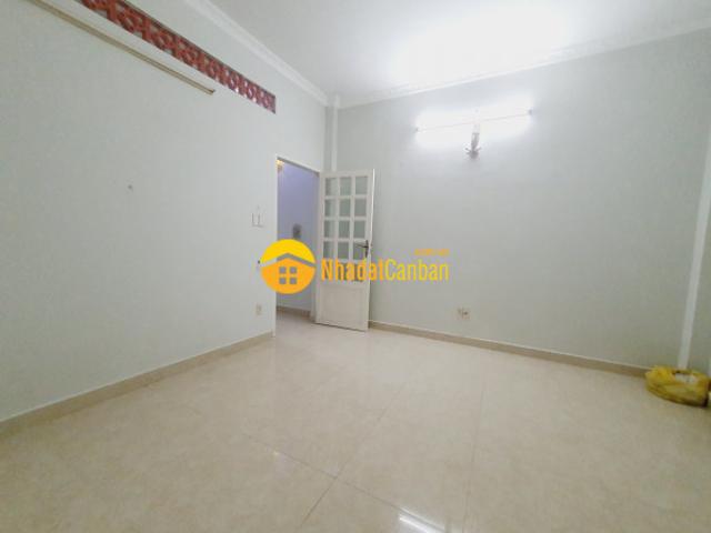 Bán nhà đẹp 339 hxh ở ngay, trục đxh dđh sát cđ công thương 4.75.8 x 10.7 gía 4.75 tỷ