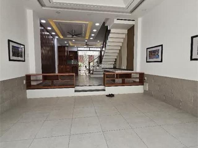 Bán Nhà Đẹp 4tầng Ngay Công Viên Ven Sông DT 105M2 Chỉ 15X Tỷ