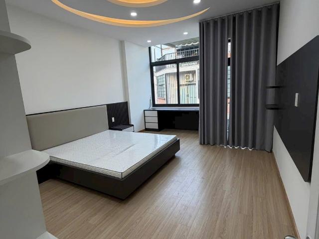 Bán nhà P. 5, Tân Bình  hẻm 736 Cách Mạng Tháng 8, 6m*9 2 tầng