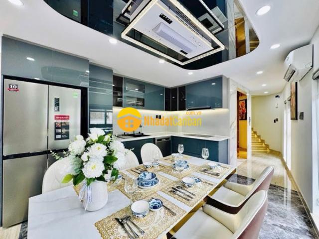Bán nhà đẹp hẻm xe hơi thông nguyễn tư giãn phạm văn bạch, giáp tân bình, 6 tầng 7 x 15
