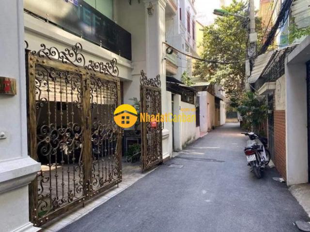 Bán nhà đẹp hoàng quốc việt siêu phẩm dòng tiền ô tô 7 chỗ vào nhà 84m2.8t. Mt6mgia 21,3tỷ