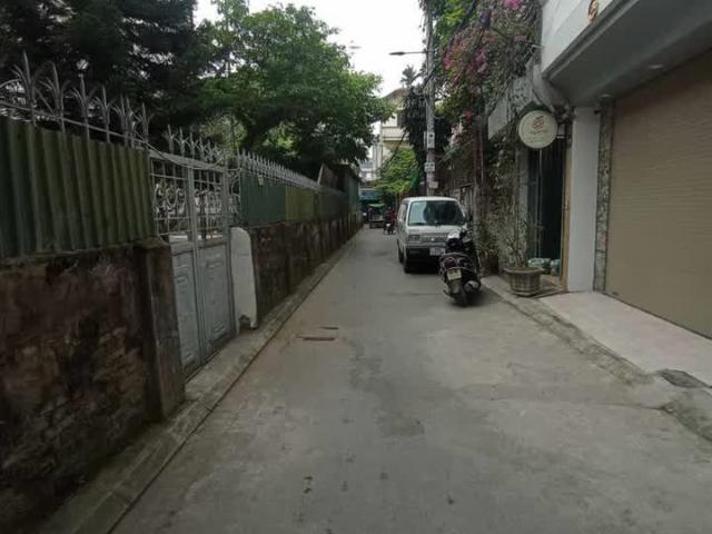 Bán nhà đẹp lô góc, ô tô vào nhà, thang máy, 38m2 phố Kim Đồng chỉ 6.9 tỷ