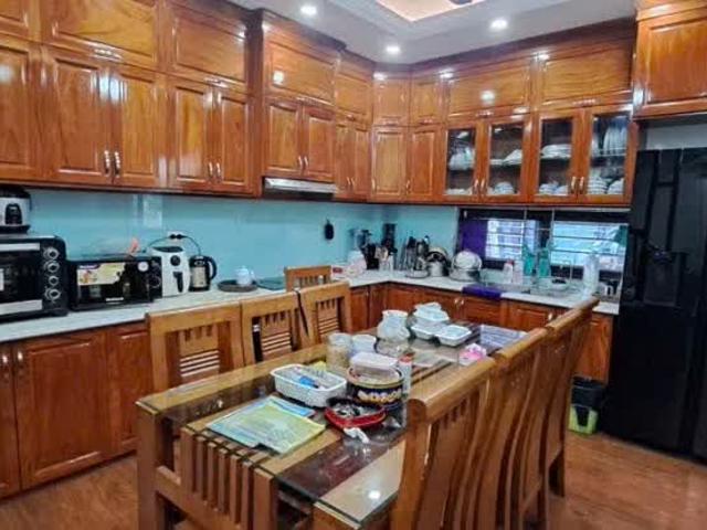 Bán nhà Đẹp ở ngay Hồng tiến Ô Tô Ngõ thôngThoáng vĩnh viễn 55m 5 tầng mặt tiền 5,2m 13 tỷ TL