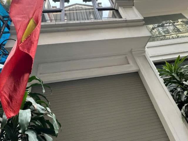 Bán nhà Đẹp ở ngay Hoàng Như Tiếp Ô Tô Ngõ thông Lô góc ngõ 40m2 nhỉnh 9 tỷ TL
