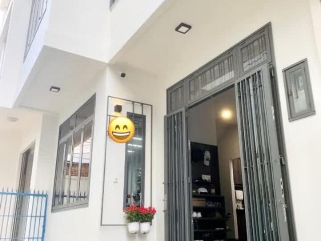 Bán Nhà Đẹp Sổ Nở Hậu 3 Tầng Nguyễn Kiệm PN Ngang 7m HXH Tặng NT Cao Cấp Chỉ 6,99 Tỷ