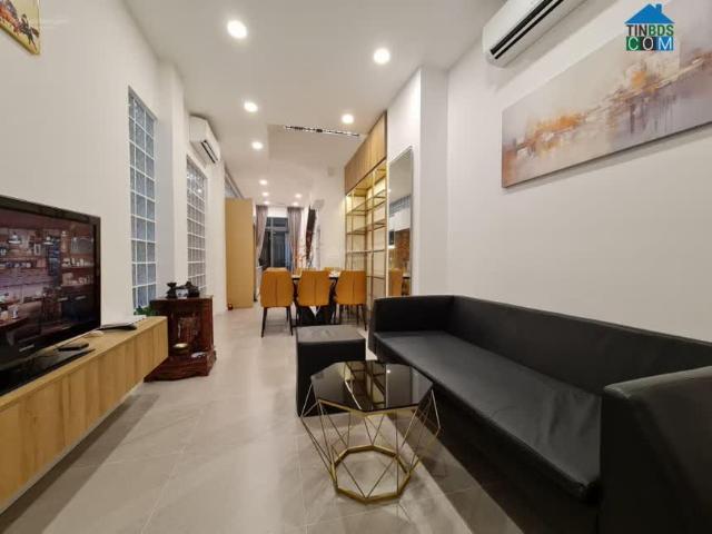 Bán Nhà Đẹp Phan Đình Phùng Pn 49M2 4 PN Ban Công Thoáng Full NT 11. X