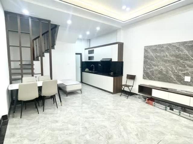 Bán nhà đẹp phân lô, ngõ rộng thoáng, trung tâm, Thượng Thanh, 40M, 3.6x tỷ