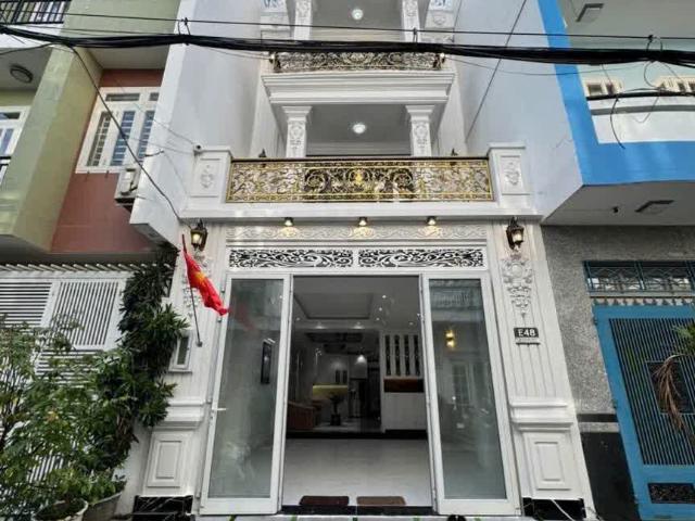 Bán nhà đẹp Quận 7, giá tốt Diện tích: 5m x 18.2m Giá chỉ: 17 TỶ 500 TRIỆU
