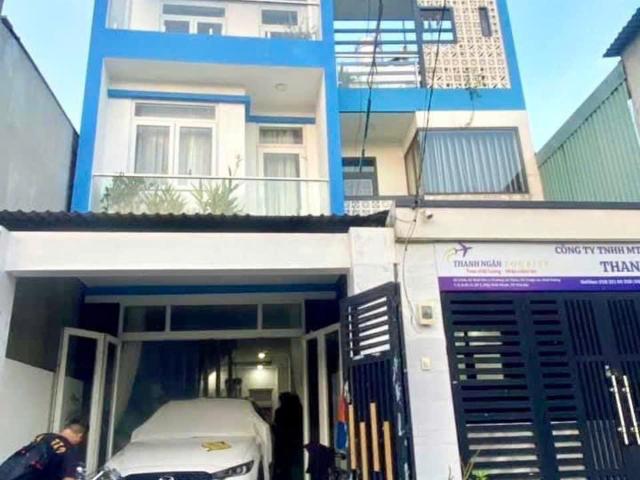 Bán nhà Đẹp Thủ Đức 3 Tầng Giá chỉ nhỉnh 6 Tỷ