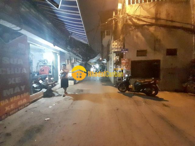 Bán nhà đẹp trung tâm đống đa, khu vực sầm uất knh doanh đỉnh giá 2,4 tỷ