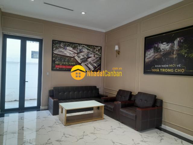 Bán nhà phố mặt tiển chợ thới lai