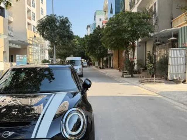 Bán nhà Phạm Văn Đồng hàng xóm TP Giao Lưu 120m MT 7m Lô Góc Ô Tô Tránh KDVP sẵn cho thuê