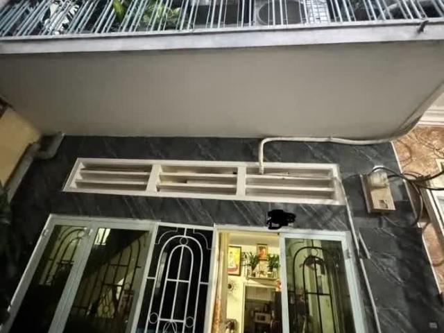 Bán nhà Phạm Văn Bạch, Phường 15, Tân Bình, DT 28m2 4.3 x 7 x 2 tầng, Chỉ 2.9 tỷ TL