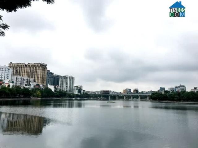 Bán Nhà Phố Mai Anh Tuấn View Trực Tiếp Hồ Hoàng Cầu Đống Đa 30M2 2 Mặt Thoáng Mặt Phố