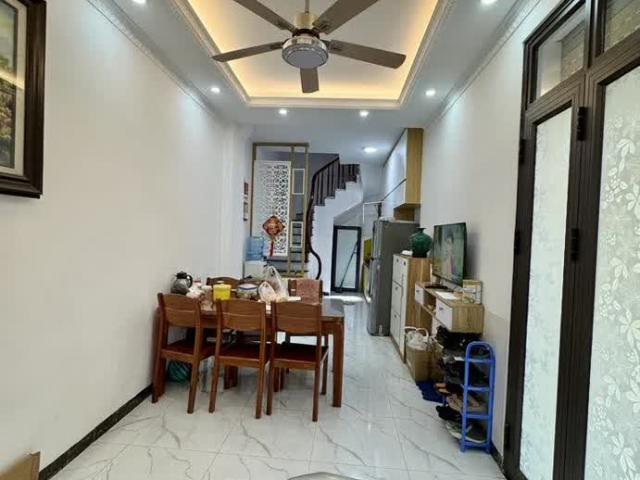 Bán nhà phố MInh Khai, vài bước ra ô tô, sát phố Minh Khai, DT 30m2, nhỉnh 7 tỷ