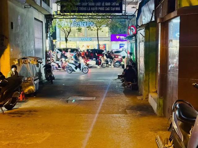 Bán nhà phố Minh Khai, Hai Bà Trưng 50m, 4 tầng. Giá: 14.5 tỷ. LH: 0937158