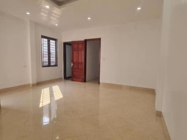 Bán nhà phố Minh Khai, Hoàng Mai 35m, 5 tầng. Giá: 8.45 tỷ