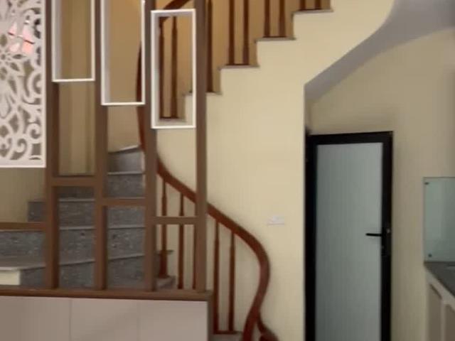 Bán Nhà Phố Nam Dư Hoàng Mai Ô Tô đỗ Cửa Nhà Đẹp Cao Cấp Ngõ Thông gần Phố