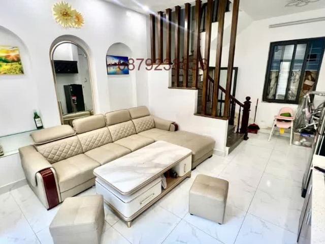Bán Nhà PHƯƠNG MAI, 36m², 5 Tầng, Nhà Đẹp, Vượng Khí, Phòng Thoáng Sáng, Nhỉnh 6 Tỷ