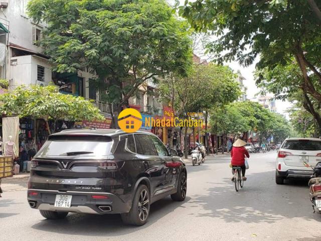 Bán nhà phố ngọc lâm long biên 62m2 vỉa hè rộng kinh doanh giá 11.2 tỷ