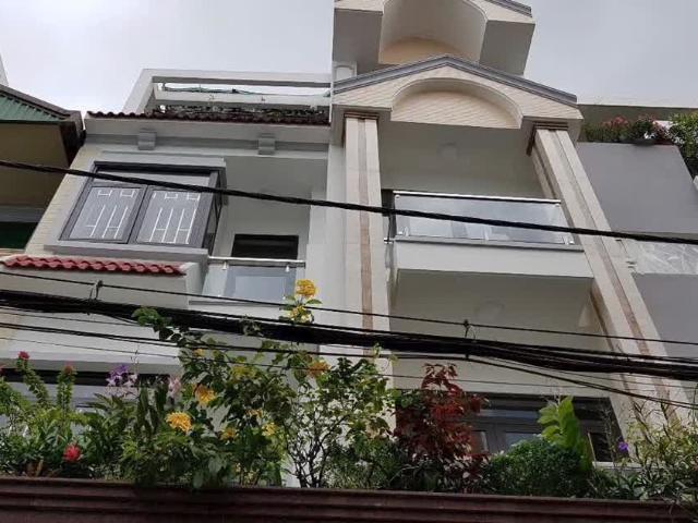 Bán nhà phường 12, Tân Bình, đường Trần Mai Ninh  5,3*33 11,2 tỷ