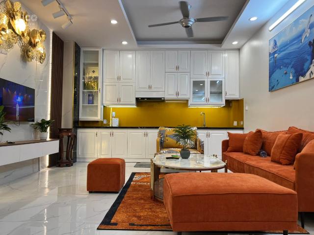 Bán nhà phố Nguyễn Tuân, lô góc, gara ô tô, DT41m2, MT4.4m. 0338080