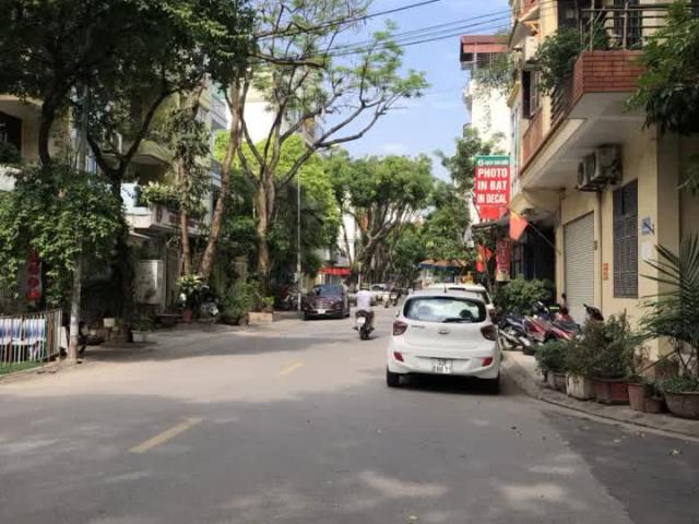 Bán nhà Phố Nguyễn Tuân, Q. Thanh Xuân, trung tâm tiệc ích, cơ sở hạ tầng sạch đẹp
