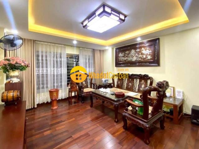 Bán nhà phố nguyễn đình chiểu, vị trí đắc địa gần công viên, kinh doanh