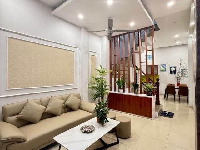 Bán Nhà Phố Định Công Hạ, Hoàng Mai, Hà Nội. Diện Tích 32M2, 4 Tầng, Mặt Tiền 3.5, Lô Góc 3 Thoáng