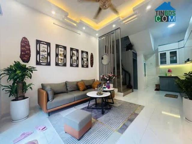 Bán nhà phố Bạch Mai, Hai Bà Trưng 30m, 5 tầng. Giá: 5.48 tỷ