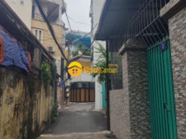 Bán nhà phố bồ đề hồng tiến gần phố lớn gần hồ