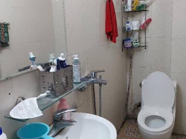 Bán nhà phố Gia Quất, 4 Tầng, DT 54m2, MT 4.2m, Giá 5 tỷ 150tr, Dân xây