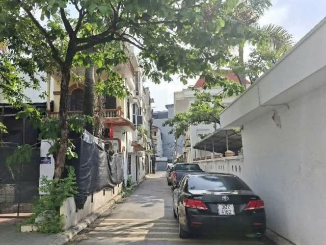 Bán nhà phố Giáp Bát, quận Hoàng Mai. 47m × 6 Tầng Gara Ô tô. Lô góc Chỉ 12 tỷ 300