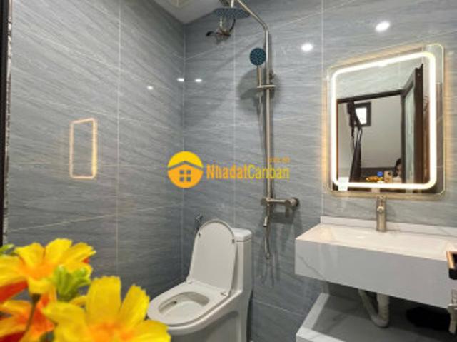 Bán nhà phố giáp nhị hoàng mai, một nhà ra mặt phố, 4 tầng mặt tiền rộng, nội thất đẹp