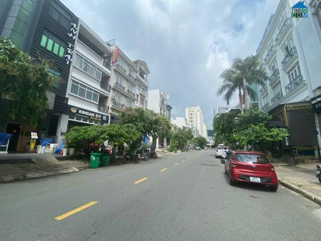 Bán nhà phồ Hưng Gia PMH Q7 giá chỉ có 28,5tỷ full nội thất đẹp, có thang máy