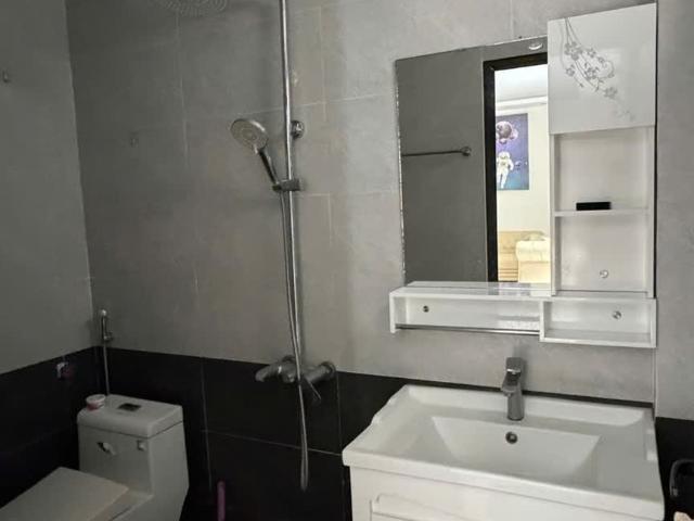 Bán nhà Phố Hà Trì, Hà Đông 35m2, 5 Tầng MT 7.8m Ngõ Ô Tô 8.69 Tỷ
