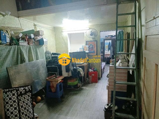 Bán nhà phố hào nam, trung tâm đống đa, 5m ô tô, 50mx2t, giá 9.2 tỷ