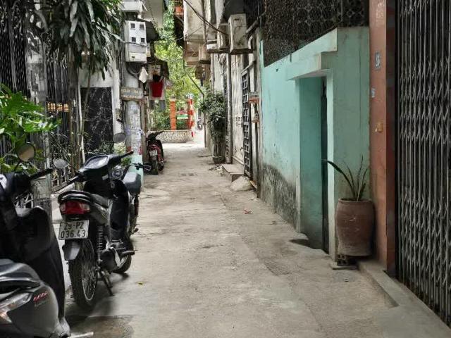 Bán nhà phố Hoàng Mai Hoàng Văn THụ 38m, 5 tầng. Giá: 8.8 tỷ. LH: 0937158