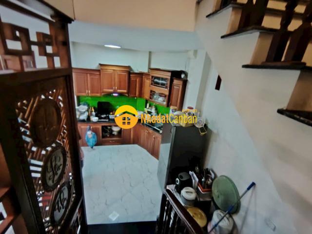 Bán nhà phố hoàng hoa thám ba đình ngõ rộng thoáng dt 43m2 giá 9.5 tỷ