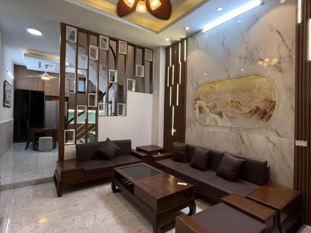 Bán nhà phố Kim Ngưu, Hai Bà Trưng 43m, 4 tầng. Giá: 9.85 tỷ