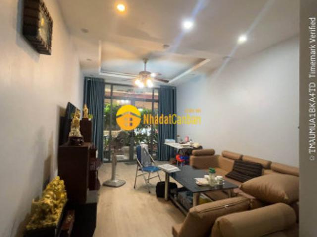 Bán nhà phố kim ngưu hai bà trưng, 6 tầng thang máy ô tô đỗ cửa, rất gần mặt phố