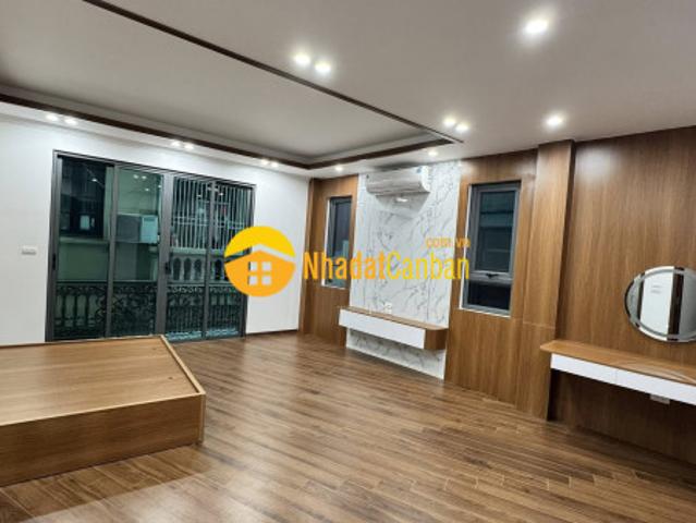 Bán nhà phố kim ngưu hai bà trưng, lô góc ngõ thông, ô tô đỗ cửa, 5 tầng thang máy