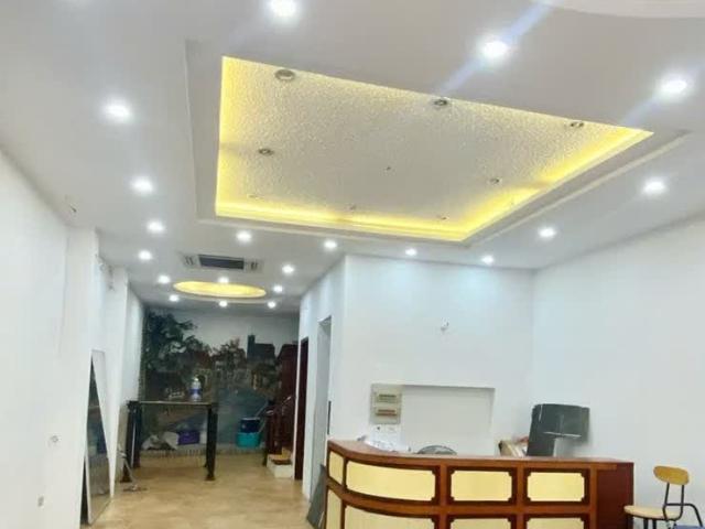 Bán nhà phố lụa 8 tầng thang máy, kinh doanh 100m x hơn 30 tỷ